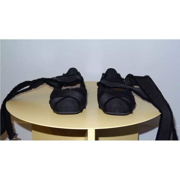 $980 CHRISTIAN DIOR DIOR SONGE BLACK BALLET FLATS - Picture 1 of 10